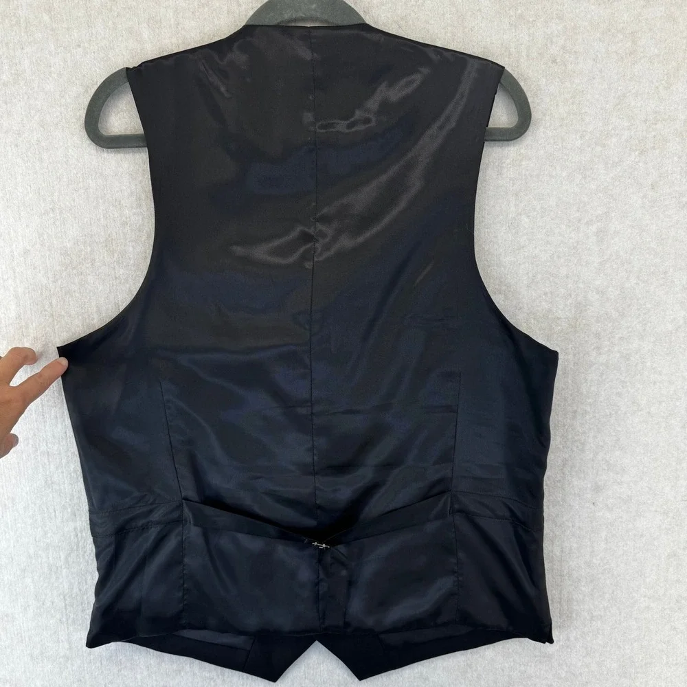 Pronto Uomo Platinum Mens Black 100% Wool Suit Vest Modern Fit Size Small